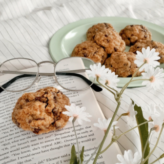 vegan chocolate chip cookies