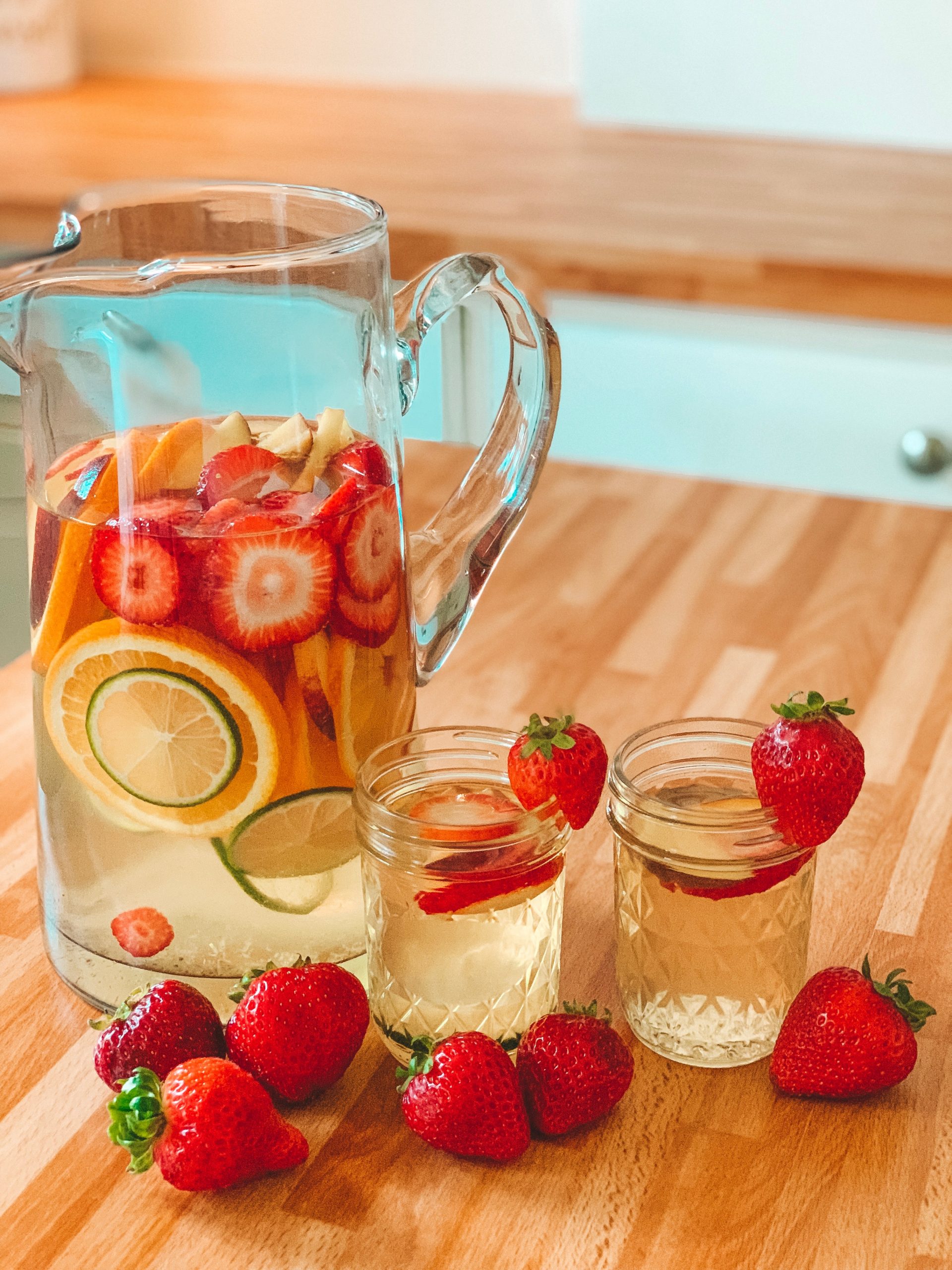 The Best White Wine Sangria