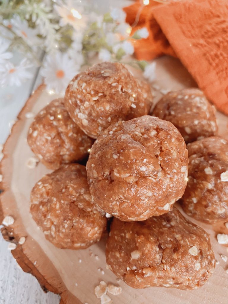 Peanut Butter Energy Balls | Vegan & Delicious